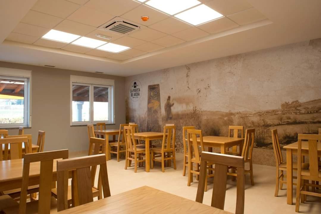 Hotel La Puerta De Arzúa Kültér fotó
